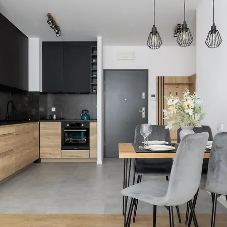 Apartament W Otoczeniu Zieleni By Renters